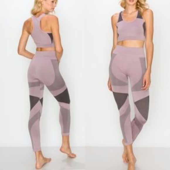2HP💝Lovely Plum leggings & sports bra jogger set - Picture 2 of 10